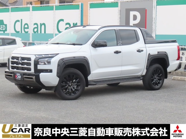 トライトン2.4 GSR ディーゼル 4WD