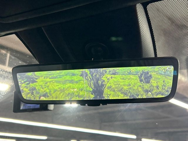 �y�f�W�^���C���i�[�~���[�z��Ȃ̑傫�ȉו��⓯��҂Ō�����m�F���Â炢���ł����S!�J�������B�e�����ԗ�����̉f�������[���~���[���ɕ\���B�N���A�Ȏ��E�ŏ󋵂̊m�F���\�ł�!