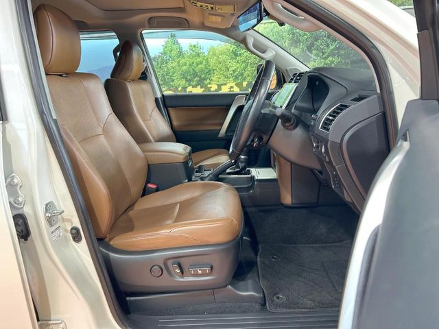 よりクリーンな状態をキープしたいお客様には『ナノゾーンコート』がおすすめ!コロナウイルス対策や、除菌・消臭に効果を発揮し多くの方にご好評いただいております。