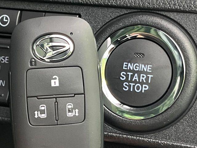 �y�L�[�t���[�V�X�e���z�J�o����|�P�b�g�ɓ��ꂽ�܂܂ł��h�A�̎{���E�������\�ȃX�}�[�g�L�[�𑕔��B�G���W���̃I���E�I�t�����J�M�����o���K�v����������Ƃ��Ă��֗��ł���