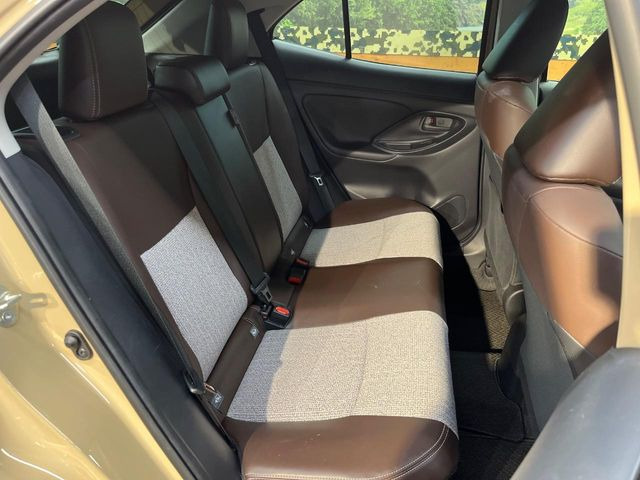 �㕔���Ȃ��C�ɂȂ�悤�ȃL�Y�E�����ւ��蓙�A�傫�ȃ_���[�W�͂Ȃ��A�ǍD�ȏ�Ԃł��B