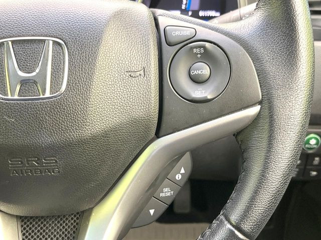 �y�N���[�Y�R���g���[���z�������H�����N���N���s�B�A�N�Z���𗣂��Ă���葬�x�ő��s���ł��A�������^�]���̕��S���y��!�����E�������ȒP�ȃX�C�b�`����Œ����ł��܂��B