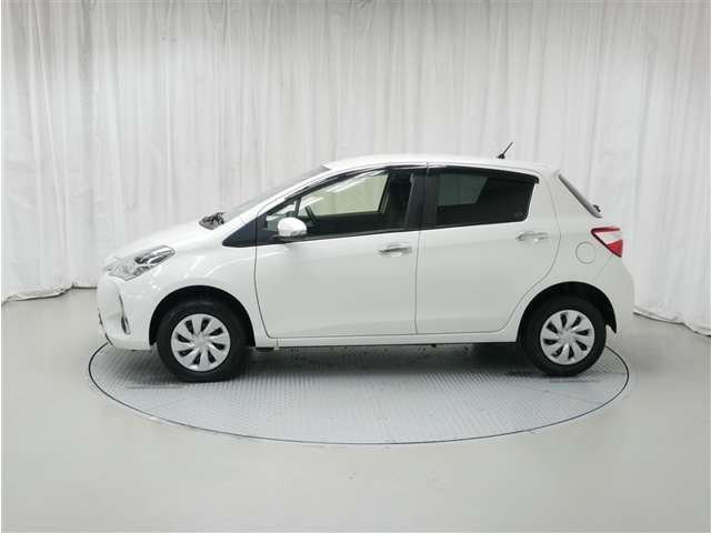 ヴィッツ1.3 F セーフティ エディションIII 4WD