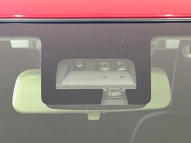 �y�X�Y�L �f���A���Z���T�[�u���[�L�T�|�[�g�z���s���ɑO���̎ԗ�����F�����A�Փ˂������Ȏ��͌x��ƃu���[�L�ŏՓˉ���Ɣ�Q�y�����A�V�X�g�B�����S�Ƀh���C�u�����y���݂��������܂��B