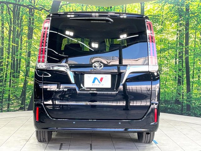 安心の最長10年・走行無制限保証(有償)をご用意。保証内容も充実はもちろん、無料点検&オイル交換や、年中無休の全国・24時間ロードサービスも付帯されておりますのでご安心下さい。