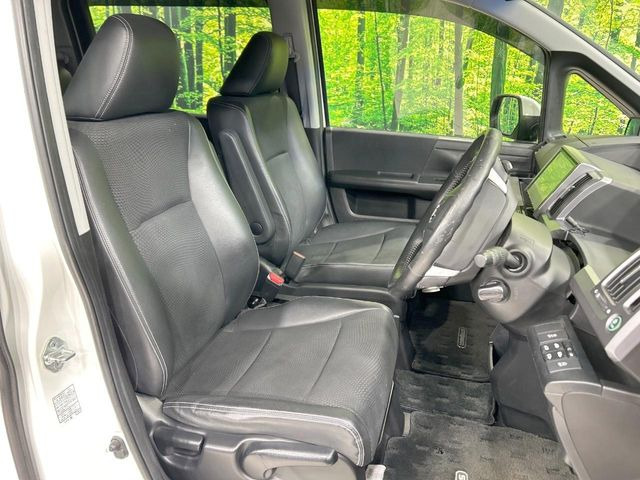 �y�n�[�t���U�[�V�[�g�z�������ƍ���S�n�𗼗������l�C�̃V�[�g���w�ʁE���ʂ̃t�@�u���b�N�f�ނ́A�ʋC���̗ǂ��⊊��ɂ����ɗD��Ă��܂��B�C���╞���ɍ��E���ꂸ���K�ɂ���肢�������܂��B