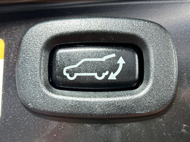 �y�p���[�o�b�N�h�A�z�X�}�[�g�L�[��^�]�Ȃ̃{�^�������������Ń��A�Q�[�g�������ŊJ���܂�!�ו��������Ă��鎞��A�����ʒu�ɂ���o�b�N�h�A��߂�ۂɕ֗��ȋ@�\�ł���