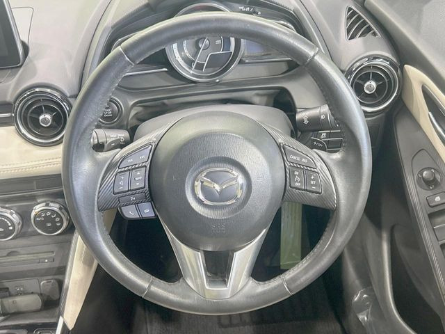 �y�����v�����X�e�A�����O�z�㎿�Ȋv���g�p���邱�ƂŁA��ɂ����������݂ƂĂ��^�]���₷���n���h���ł���