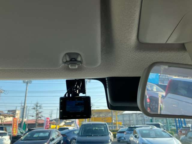 �������͐��Ǝ҂ɂ�郋�[���N���[�j���O�{�H���V�[�g�E�V��E�_�b�V���{�[�h���ɏ���V�~�A���ꓙ���Ȃ��Y��Ō��ȏL����������܂���!�����ŋC����������