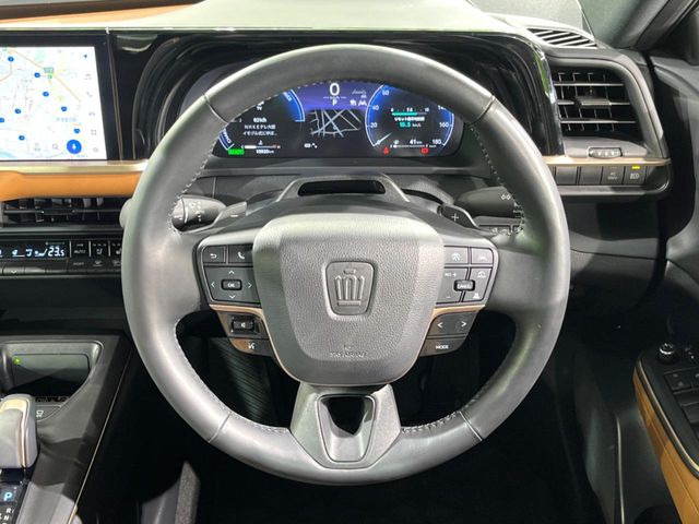 �y�����v�����X�e�A�����O�z�㎿�Ȋv���g�p���邱�ƂŁA��ɂ����������݂ƂĂ��^�]���₷���n���h���ł���