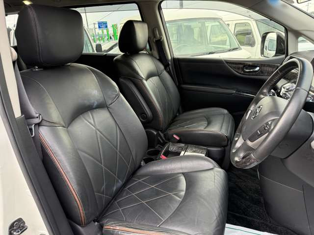 �V�[�g�͐G��S�n�A����S�n�Ƃ��ɏ㎿�Ȏd�オ��B�����ւ̒������h���C�u�ł����ɂ����A���K�ȃh���C�u���y���߂܂��B