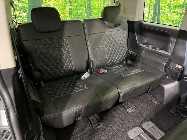 3��ڃV�[�g�͂�������ԗǍD����l�ł��������ƍ����Ē����܂��̂ŁA��l���ł̂��o���������N���N�ł��􂲉Ƒ��ŁA�C�̒m�ꂽ���ԂŁA�h���C�u�ɍs���̂��y���݂ł��ˁ�