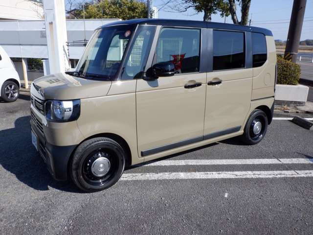 N-BOXジョイ 2トーン