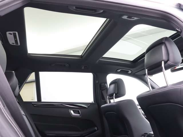 EクラスワゴンE250 アバンギャルド