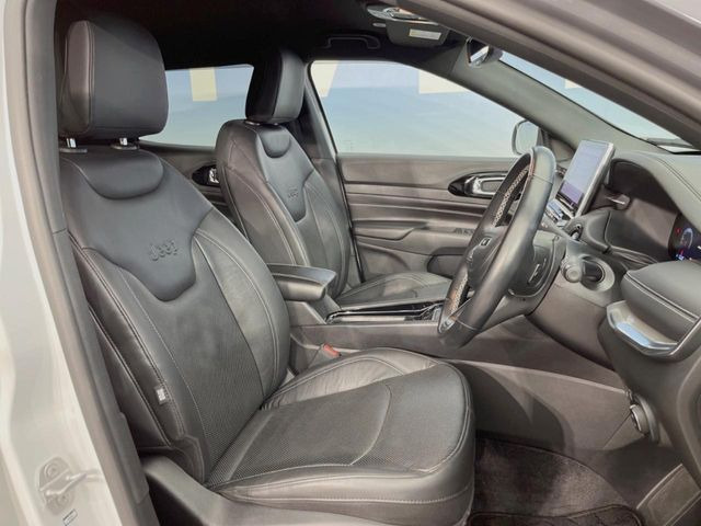 ���V�[�g�̎g�p��:�j��E�ւ�������Ȃ��A�����̒ʂ肫�ꂢ�ȏ�Ԃ��ێ����Ă���܂��B�܂��A�����N���[�j���O�E�R�[�e�B���O�����p�����������܂��B