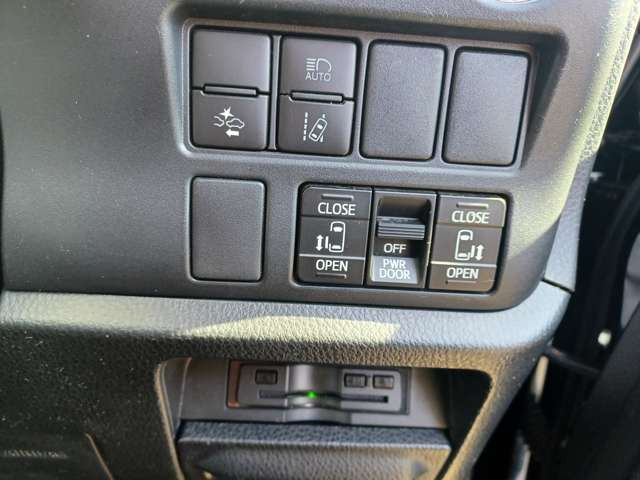 ノア2.0 Si W×B 4WD