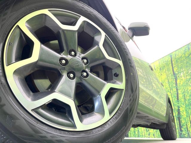 �y����17�C���`�A���~�z�C�[���z�O�ςɃ}�b�`���������A���~�z�C�[���𑕒����Ă���܂��B�e��ЊO�A���~�z�C�[����A�X�^�b�h���X�^�C�����戵�����Ă���܂��B���񂲑��k����������