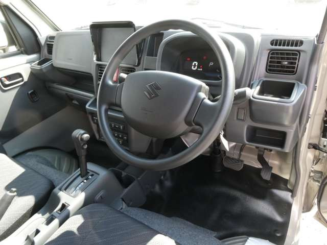 �i�����ꂽ�C���p�l����́A�X�^�C���b�V�������쐫�⎋�F���ɂ��D��A�O���̂��Ȃ��f�U�C���ɂȂ��Ă���܂�!