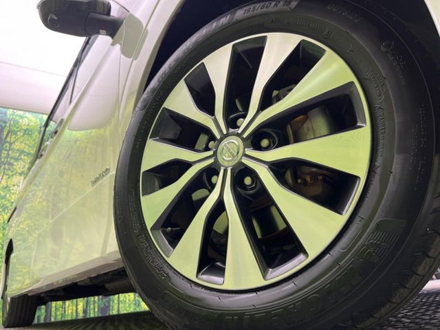 �y����16�C���`�A���~�z�C�[���z�O�ςɃ}�b�`���������A���~�z�C�[���𑕒����Ă���܂��B�e��ЊO�A���~�z�C�[����A�X�^�b�h���X�^�C�����戵�����Ă���܂��B���񂲑��k����������