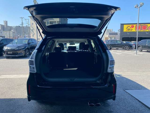 彦根インターからお車で3分とアクセス便利!近くには有名観光地の彦根城もありますので、観光と合わせてのご来店も良いですね♪活気溢れる自慢のスタッフがお客様のご来店をお待ちしております!