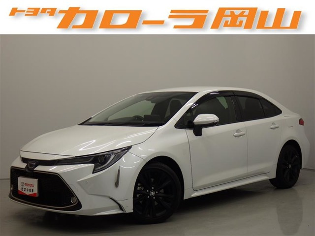 カローラ1.8 ハイブリッド W×B