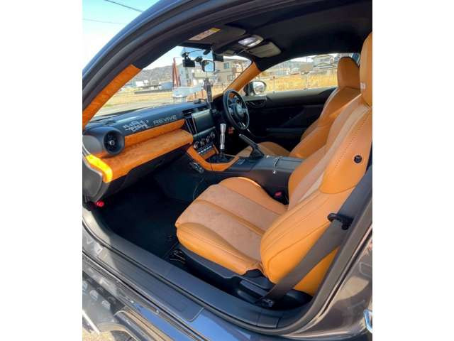 �C�ɂȂ邨�Ԃ�����܂�����E�̓d�b�ԍ����璼�ڂ��X�ɂ��₢���킹���������B�x�����@����ԗ����A��Ԃ܂łȂ�ł������������Ē����܂��B�X�^�b�t�ꓯ���A�����҂����Ă���܂��B