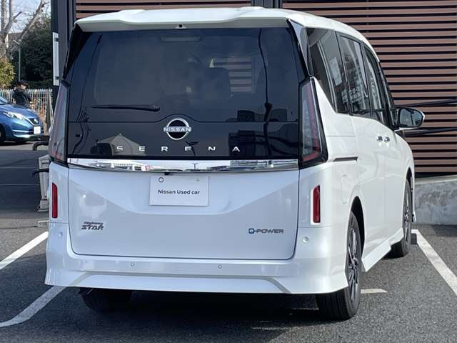 セレナ1.4 e-POWER ハイウェイスターV