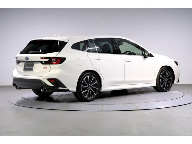 レヴォーグ1.8 STI スポーツ EX 4WD