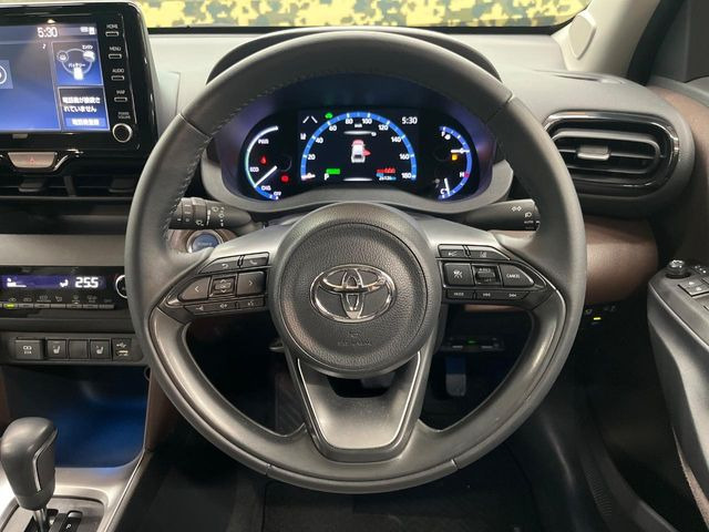 �y�����v�����X�e�A�����O�z�㎿�Ȋv���g�p���邱�ƂŁA��ɂ����������݂ƂĂ��^�]���₷���n���h���ł���