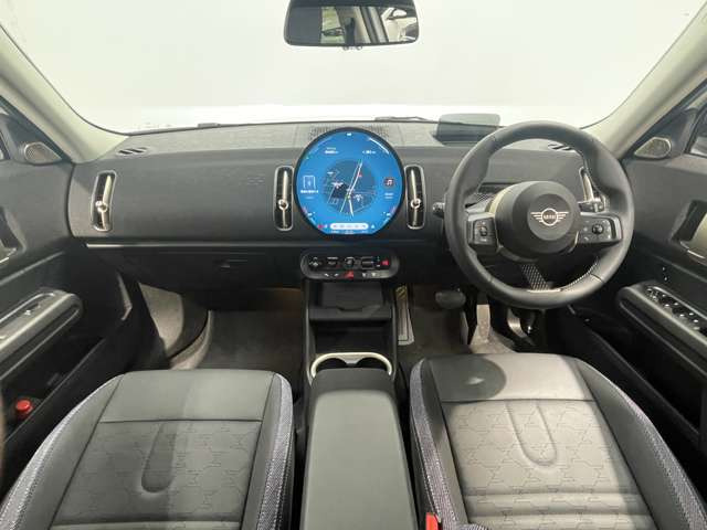 ミニカントリーマンE