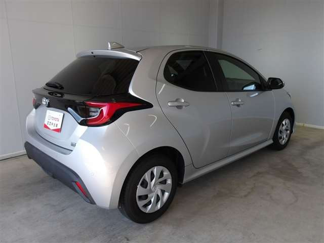 ヤリス1.5 ハイブリッド G