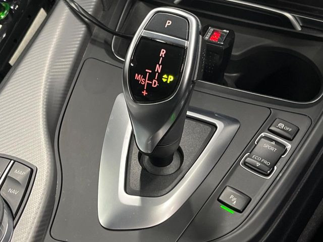 ��MT���[�h�t��AT:�ʏ�͎����ł����Ȃ���ϑ�(�M�A�`�F���W)���h���C�o�[�̑���ɂ���ĈӐ}�I�ɕς�����V�X�e���ł��B����w���i�̃h���C�u�����y���݂��������܂�!