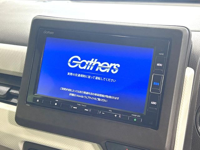 �y�����i�r�z�l�C�̏����i�r�𑕔����Ă���܂��B�i�r�̎g���₷���͂������A�I�[�f�B�I�@�\���[��!�L�����v�◷�s�͂������A�ʋ΂┃�����ȂǕ��i�̃h���C�u���y�����Ȃ�͂���