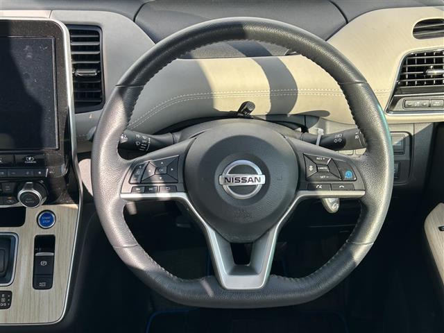 セレナ1.2 e-POWER ハイウェイスターV