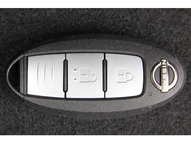 ノートオーラ1.2 G レザーエディション