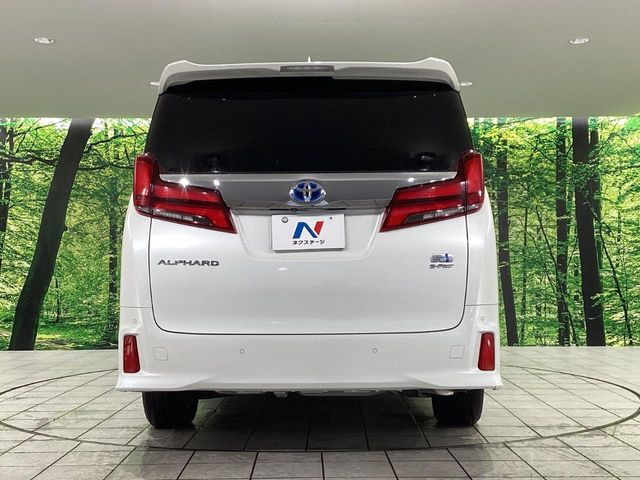 安心の最長10年・走行無制限保証(有償)をご用意。保証内容も充実はもちろん、無料点検&オイル交換や、年中無休の全国・24時間ロードサービスも付帯されておりますのでご安心下さい。