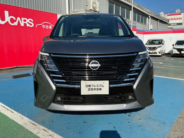 セレナ1.4 e-POWER ハイウェイスターV