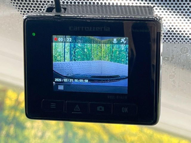 �y�h���C�u���R�[�_�[�z�h���C�u���R�[�_�[����!���s���͂������A������^�]�⎖�̂ɑ��������ہA�f���ŋL�^���A����̃��X�N�ɔ����܂��B���L�^�pSD�J�[�h�͂��q�l�����g�ł��������������K�v������܂��B