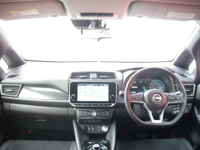 リーフX Vセレクション 90周年記念車