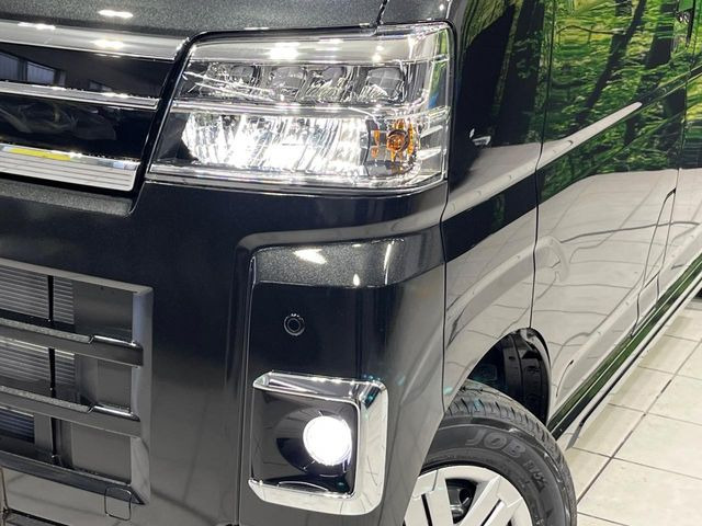 �yLED�w�b�h���C�g�z���V����ԑ��s�����ǍD�Ȏ��E���m�ۂ����S���ĉ^�]�ł��鍂�P�xLED�w�b�h���C�g�𑕔�!�_�����x�������A����d�͂��}�����Ă��܂��B