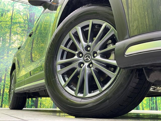 �y����17�C���`�A���~�z�C�[���z�O�ςɃ}�b�`���������A���~�z�C�[���𑕒����Ă���܂��B�e��ЊO�A���~�z�C�[����A�X�^�b�h���X�^�C�����戵�����Ă���܂��B���񂲑��k����������