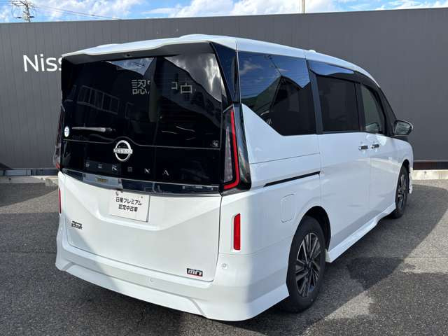 セレナ2.0 ハイウェイスターV