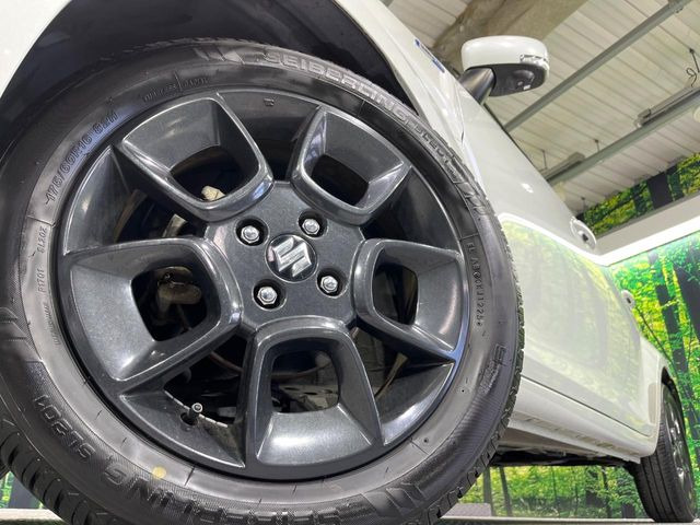 �y����16�C���`�A���~�z�C�[���z�O�ςɃ}�b�`���������A���~�z�C�[���𑕒����Ă���܂��B�e��ЊO�A���~�z�C�[����A�X�^�b�h���X�^�C�����戵�����Ă���܂��B���񂲑��k����������