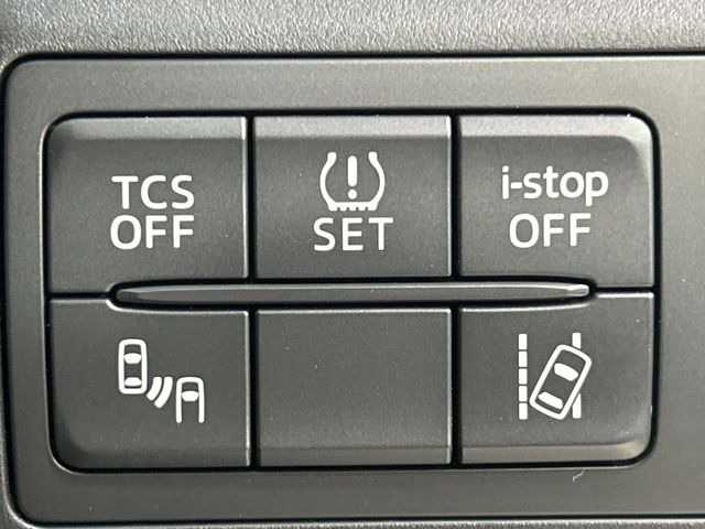 �y�u���C���h�X�|�b�g���j�^�����O�z���s���A�h�A�~���[�̎��p�ɂȂ�₷���ӏ��Ɍ㑱�Ԃ��ڋ߂���ƃT�C�h�~���[�t�߂Ɍx����\���A�h���C�o�[�ɒ��ӊ��N�����Ă���܂��B