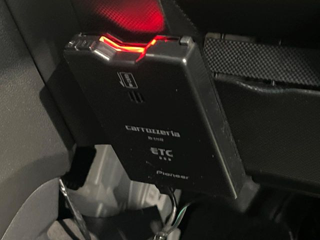 【ETC】高速道路の料金所をストレスなく通過!話題のスポットやサービスエリアに多い「スマートIC」利用時は必須のアイテムです。当店でセットアップを実施、ご納車当日からすぐにご利用いただけます!