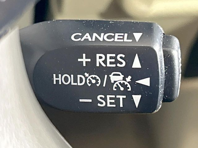 �y���[�_�[�N���[�Y�R���g���[���z�������H�ł̒��������s���y��!!�����ő��x��ۂN���[�Y�R���g���[�����A�Փˌy���V�X�e���ƘA�g���A�O���̎ԗ������m���ĎԊԂ�ۂ悤�ɑ��x���߂��Ă���܂�!!