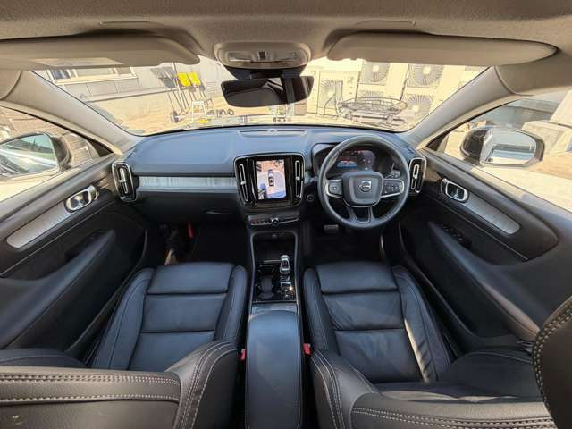 XC40アルティメット B4 AWD 4WD