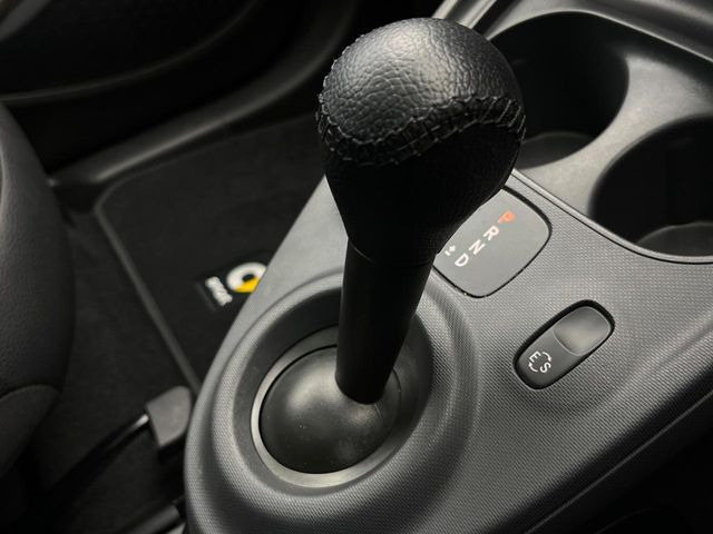 ��MT���[�h�t��AT:�ʏ�͎����ł����Ȃ���ϑ�(�M�A�`�F���W)���h���C�o�[�̑���ɂ���ĈӐ}�I�ɕς�����V�X�e���ł��B����w���i�̃h���C�u�����y���݂��������܂�!