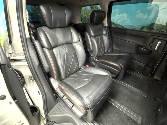 ���ڒ����̓E�H�[�N�X���[�ƂȂ��Ă���܂��B���ڂƎO��ڂ̈ړ�����~�肪�Ƃ��Ă��y�ɂȂ�̂ŁA���~��̍ۂ��X�g���X�������邱�Ƃ͂���܂����