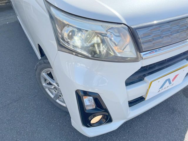 �yLED�w�b�h���C�g�z���V����ԑ��s�����ǍD�Ȏ��E���m�ۂ����S���ĉ^�]�ł��鍂�P�xLED�w�b�h���C�g�𑕔�!�_�����x�������A����d�͂��}�����Ă��܂��B